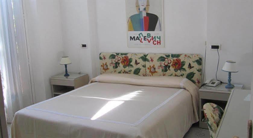 Piccolo Hotel Φόρτε ντε Μάρμι Εξωτερικό φωτογραφία